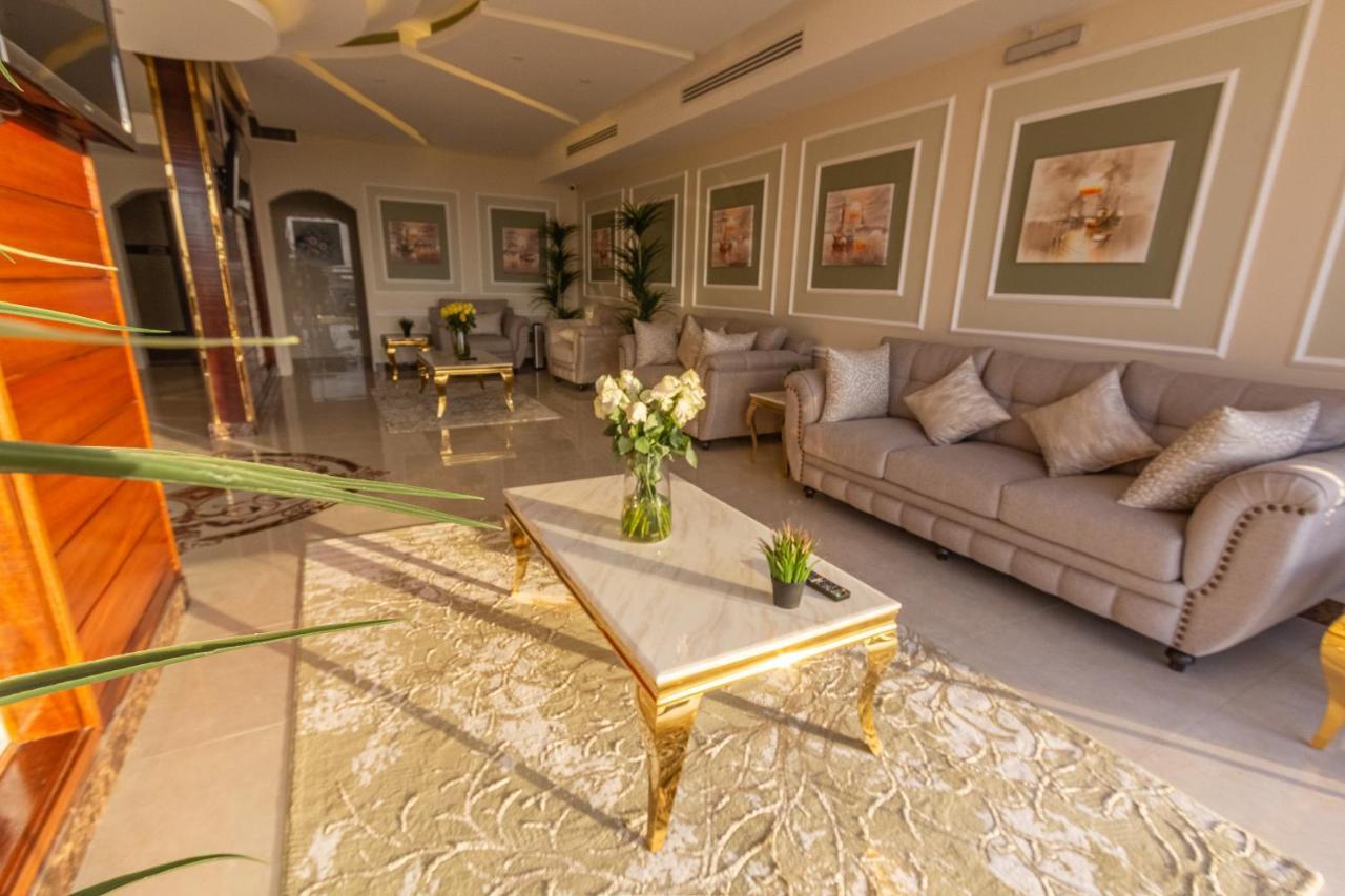 نظرة للشقق الفندقية Al Khobar Esterno foto